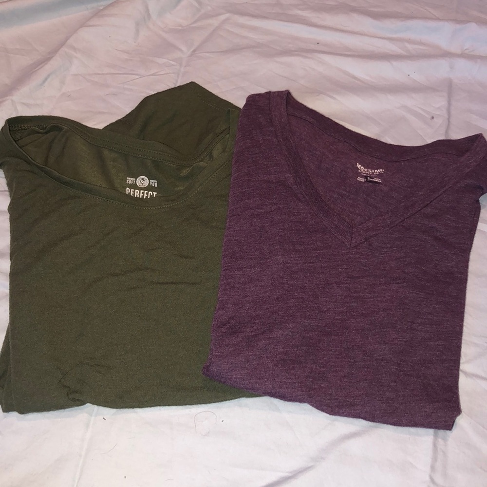 2 t shirts